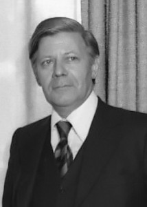 Bundesarchiv_Bild_Hemut_Schmidt_1975_cropped Helmut Schmidt, deutscher Alt-Kanzler: "Wer Visionen hat, sollte zum Arzt gehen"